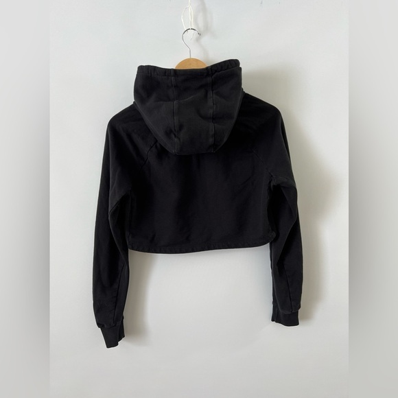 Gym Shark cropped hoodie - Picture 2 of 5